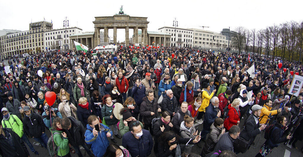 APTOPIX Virus Outbreak Germany Protests